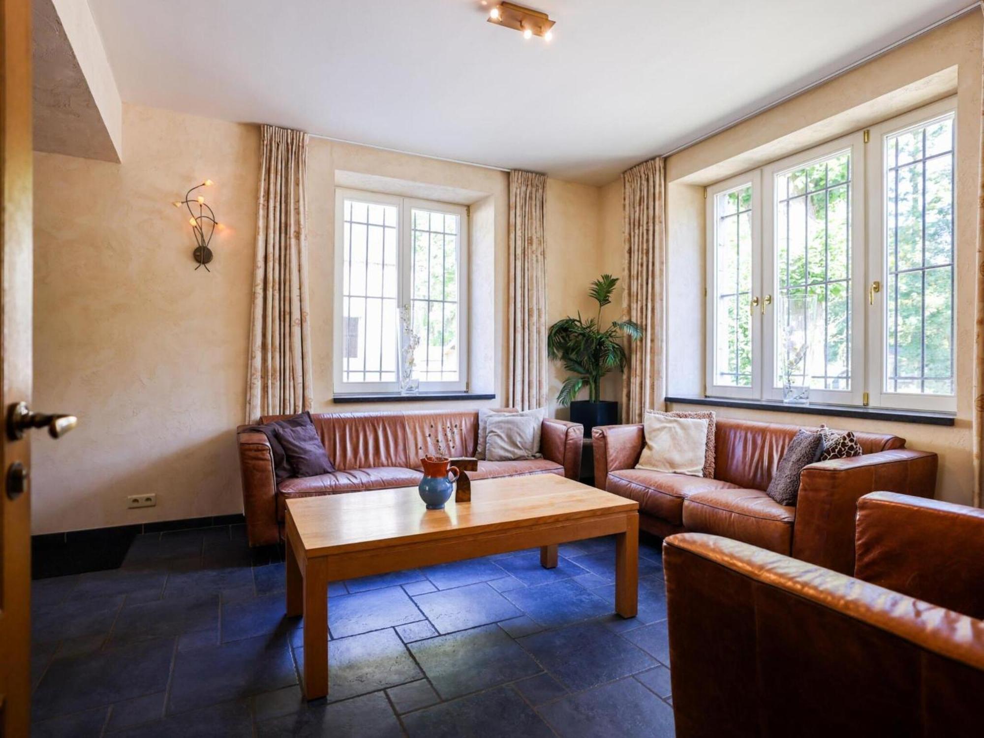 Stationed Between Spa And Liege Apartment In אייבלי מראה חיצוני תמונה